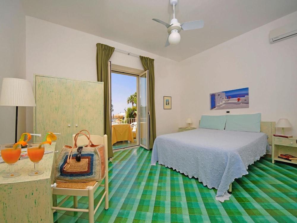 Hotel La Luna Ischia Buitenkant foto