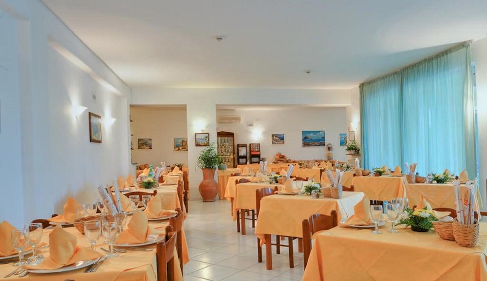 Hotel La Luna Ischia Buitenkant foto